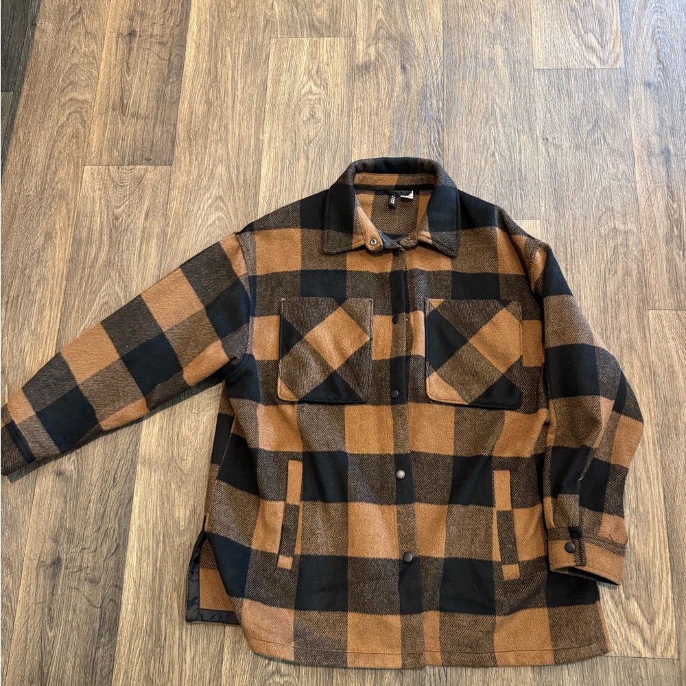 Plaid Black and Brown women’s shacket